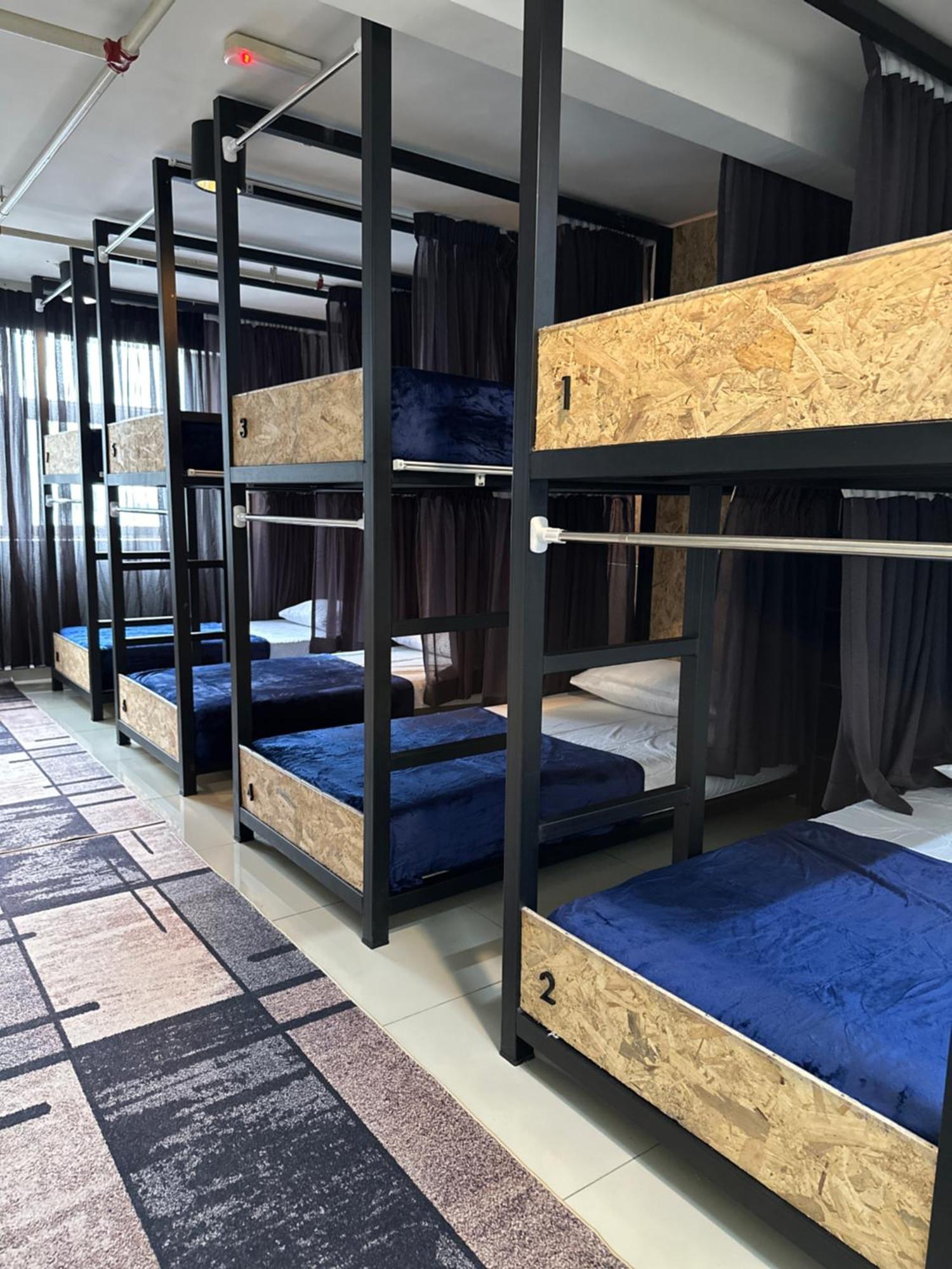 Mix Hostel Kl By Chillout Hostel Petaling Jaya Extérieur photo