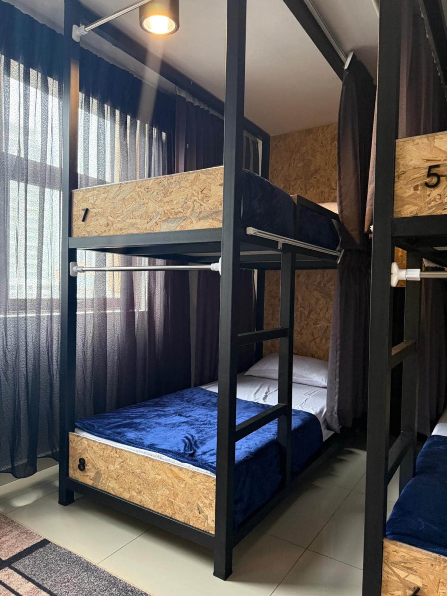 Mix Hostel Kl By Chillout Hostel Petaling Jaya Extérieur photo